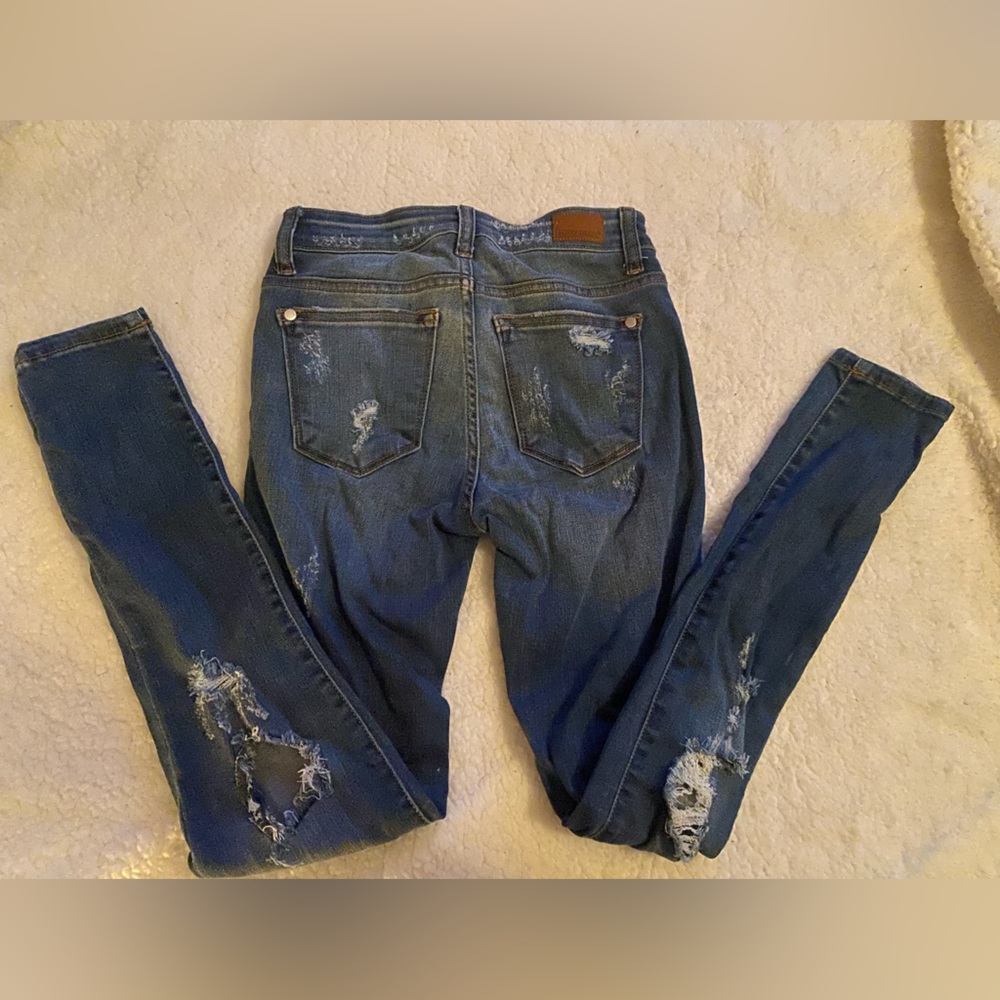 Judy Blue ripped skinny jeans size 24